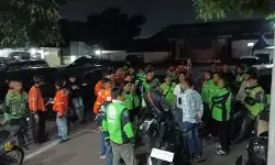 Puluhan pengemudi ojol tangkap terduga pelaku order fiktif