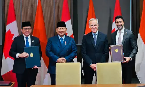 Presiden Prabowo dan PM Kanada saksikan penandatanganan kesepakatan strategis Presiden Prabowo dan PM Kanada saksikan penandatanganan kesepakatan strategis