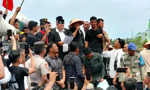 PWA Pusat kecam koordinator demo di Aceh Utara, tuding wartawan berpihak ke PTPN PWA Pusat kecam koordinator demo di Aceh Utara, tuding wartawan berpihak ke PTPN