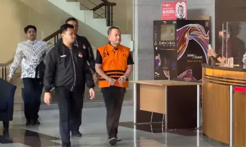 KPK: Menas Erwin bayar suap agar menang, hasilnya tetap kalah KPK: Menas Erwin bayar suap agar menang, hasilnya tetap kalah