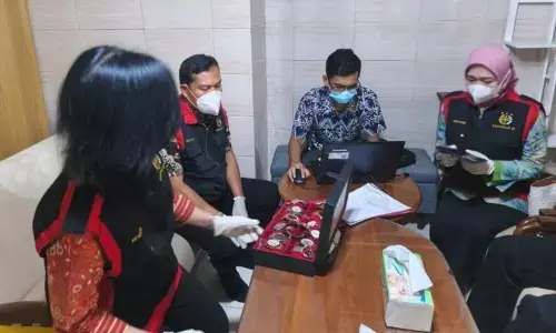 Kejati DIY geledah rumah eks Kadis Kominfo Sleman terkait korupsi Kejati DIY geledah rumah eks Kadis Kominfo Sleman terkait korupsi