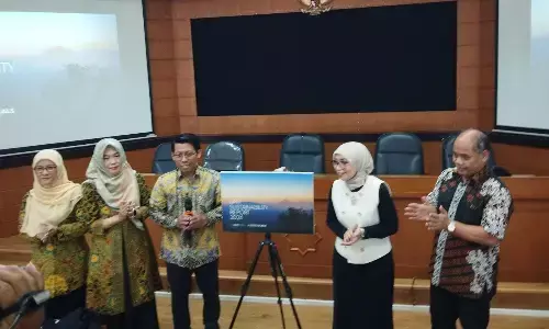 UMY merilis sustainability report 2024: hasilkan 3.800 publikasi dan 1.200 riset SDGs UMY merilis sustainability report 2024: hasilkan 3.800 publikasi dan 1.200 riset SDGs