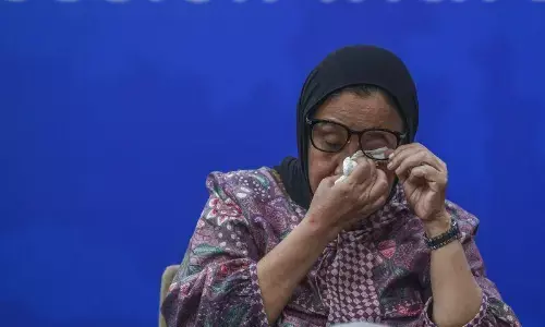 BGN minta maaf dan tanggung jawab atas keracunan MBG BGN minta maaf dan tanggung jawab atas keracunan MBG