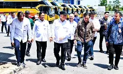 Menhub jamin keamanan transportasi laut dan darat di Banjarmasin