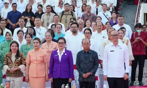 Gubernur Bali minta kader posyandu bantu data warga miskin Gubernur Bali minta kader posyandu bantu data warga miskin