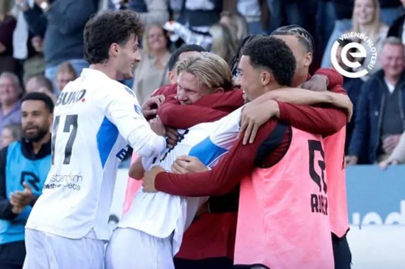 Klub Dean James Go Ahead Eagles kalah 2-4 atas tuan rumah Telstar