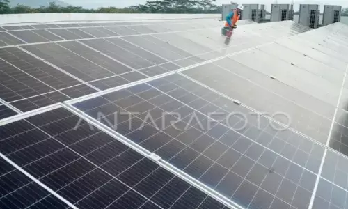 BRIN kembangkan sel surya organik ramah lingkungan dan lebih efisien BRIN kembangkan sel surya organik ramah lingkungan dan lebih efisien