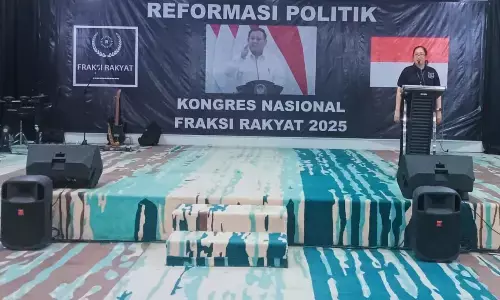 Kongres Nasional Fraksi Rakyat digelar, sejumlah tuntutan disuarakan Kongres Nasional Fraksi Rakyat digelar, sejumlah tuntutan disuarakan