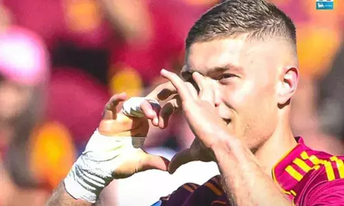 Gol Dovbyk dan Soule antar AS Roma kalahkan Verona dengan skor 2-0 Gol Dovbyk dan Soule antar AS Roma kalahkan Verona dengan skor 2-0