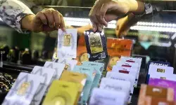 Harga tiga produk emas di Pegadaian Senin ini kompak stabil