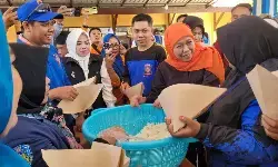 Situbondo sediakan 1.200 nasi bungkus untuk warga terdampak gempa Situbondo sediakan 1.200 nasi bungkus untuk warga terdampak gempa