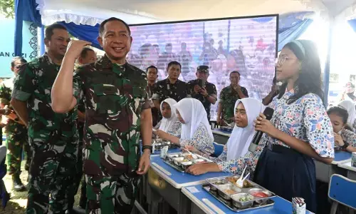 Panglima TNI resmikan SPPG TNI, perkuat Program MBG bagi anak bangsa Panglima TNI resmikan SPPG TNI, perkuat Program MBG bagi anak bangsa
