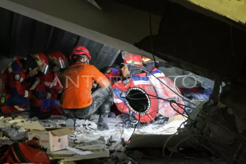 Basarnas Yogyakarta terjunkan tim bantu evakuasi korban ponpes Sidoarjo