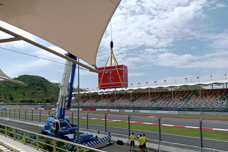 Logistik MotoGP Indonesia 2025 tiba di Mandalika