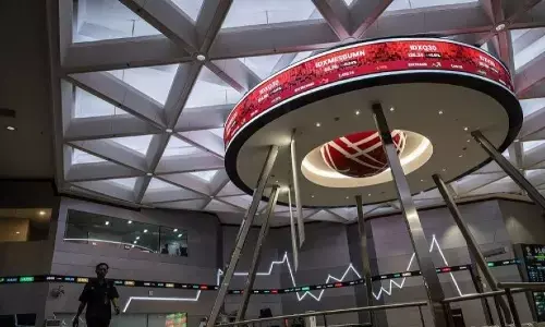 IHSG berpotensi variatif di tengah pasar cermati data ekonomi domestik IHSG berpotensi variatif di tengah pasar cermati data ekonomi domestik