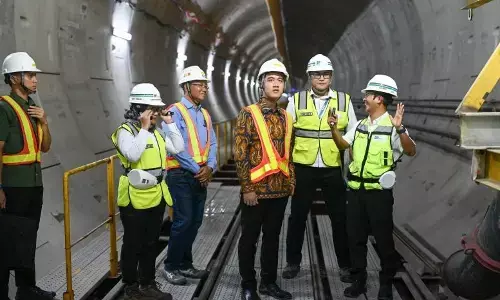Wapres Gibran ingatkan pembangunan MRT harus sesuai standar dan jadwal Wapres Gibran ingatkan pembangunan MRT harus sesuai standar dan jadwal