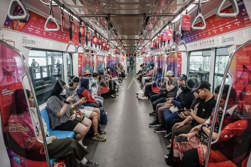 DKI akan beri tarif transportasi umum Rp80 dalam rangka HUT ke-80 TNI