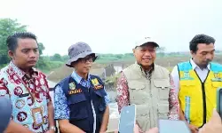 Antisipasi banjir, Bupati Kudus cek fungsi pompa dan kolam retensi