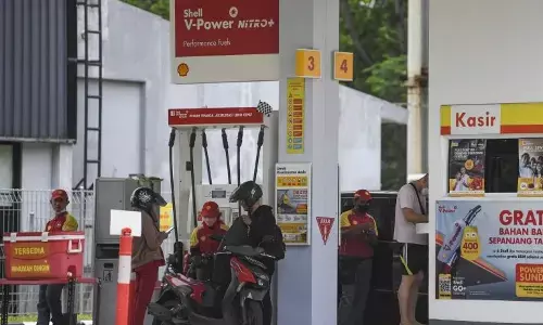 Harga BBM Shell naik mulai 1 Oktober Harga BBM Shell naik mulai 1 Oktober