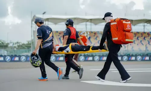 Tim medis latihan intensif jelang MotoGP Indonesia 2025 Tim medis latihan intensif jelang MotoGP Indonesia 2025