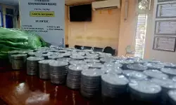 Menabung sejak SMP, Mahasiswa Unma lunasi biaya sidang dengan uang koin