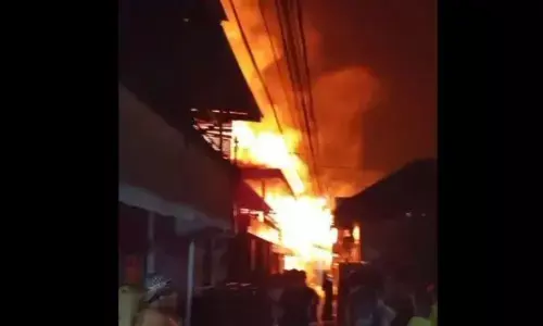 Disdamkar tangani kebakaran hanguskan 20 rumah di Samarinda