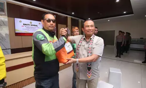 Alumni Akpol 1990 Batalyon Dhira Brata gelar baksos di Kaltim Alumni Akpol 1990 Batalyon Dhira Brata gelar baksos di Kaltim
