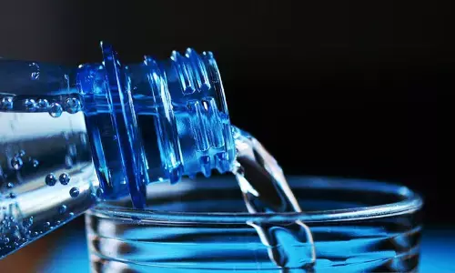 Minum air kemasan Iran, dua orang di Oman meninggal