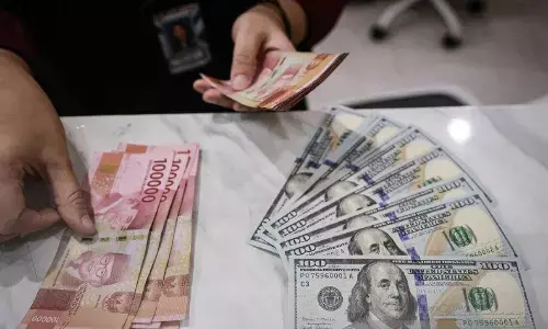 Rupiah menguat seiring kepercayaan pasar terhadap fiskal AS melemah