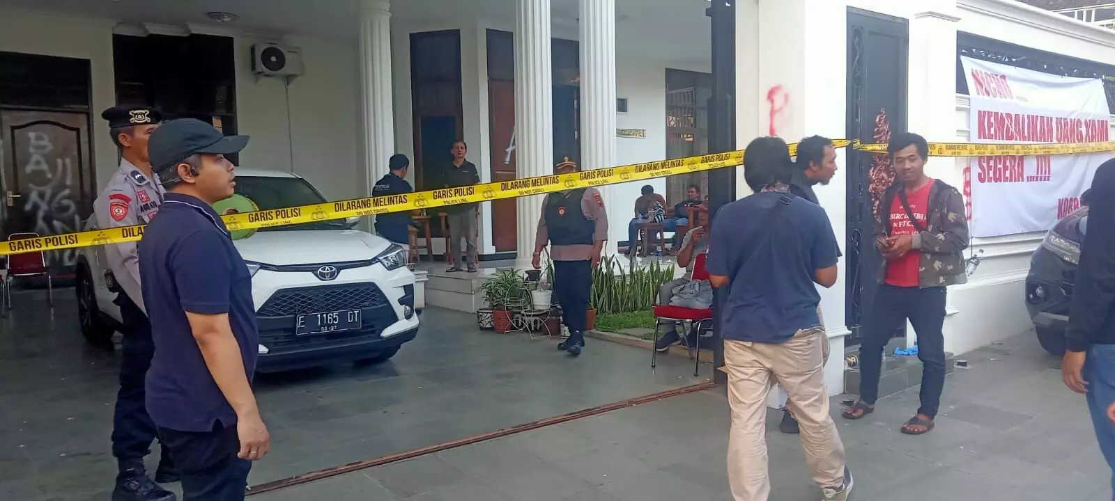 Polres Salatiga geledah rumah pimpinan Koperasi BLN