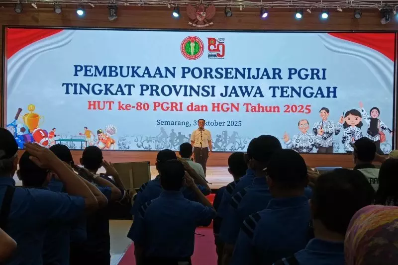 Sebanyzk 317 guru ikuti Porsenijar Jateng 2025