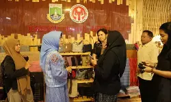 Banten tampilkan tenun Badui sebagai unggulan Inacraft 2025