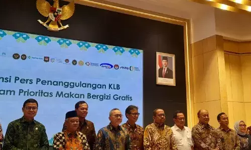 1,3 juta ibu hamil-balita terima MBG kerja sama dengan dapur sehat 1,3 juta ibu hamil-balita terima MBG kerja sama dengan dapur sehat