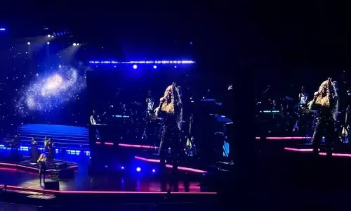 Mariah Carey sapa penggemar lewat lagu Type Dangerous Mariah Carey sapa penggemar lewat lagu Type Dangerous