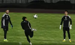 Emil Audero absen, Kluivert singgung penampilan apik Nadeo Argawinata Emil Audero absen, Kluivert singgung penampilan apik Nadeo Argawinata