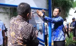 Pansus parkir DPRD DKI kembali segel dua lokasi parkir ilegal Pansus parkir DPRD DKI kembali segel dua lokasi parkir ilegal