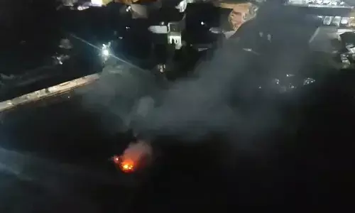 Pembakaran sampah kembali terjadi di Cengkareng Jakarta Barat Pembakaran sampah kembali terjadi di Cengkareng Jakarta Barat