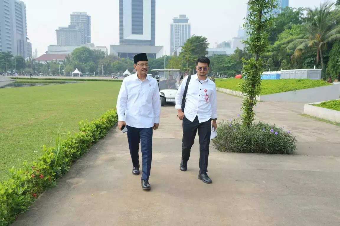 Mensos-Wamensos hadiri Upacara HUT ke-80 TNI, pentingnya sinergi seluruh elemen bangsa