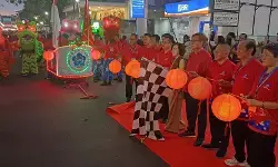 Pawai lampion Festival Mooncake Tanjungpinang diramaikan 2.000 peserta