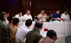 Presiden Prabowo ratas di Kertanegara bahas pangan dan energi Presiden Prabowo ratas di Kertanegara bahas pangan dan energi