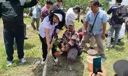 DPR RI dan Antara tanam 500 bibit buah dukung penghijauan di Rembang