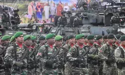 Kodim 1710/Mimika bersama satuan TNI se-Garnisun Timika gelar Upacara HUT Ke-80 TNI Kodim 1710/Mimika bersama satuan TNI se-Garnisun Timika gelar Upacara HUT Ke-80 TNI