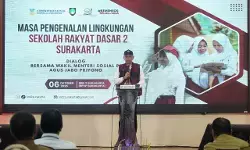 Wamensos buka MPLS di Sekolah Rakyat Dasar 2 Surakarta: Pengentasan kemiskinan sejak dini