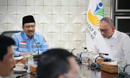 Gus Ipul tekankan integritas dan citra Sekolah Rakyat dalam rakor Kepala Sekolah Gus Ipul tekankan integritas dan citra Sekolah Rakyat dalam rakor Kepala Sekolah