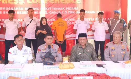 Polda Aceh gagalkan peredaran 80,5 kg sabu, 1,3 ton ganja dan 1 kg kokain Polda Aceh gagalkan peredaran 80,5 kg sabu, 1,3 ton ganja dan 1 kg kokain