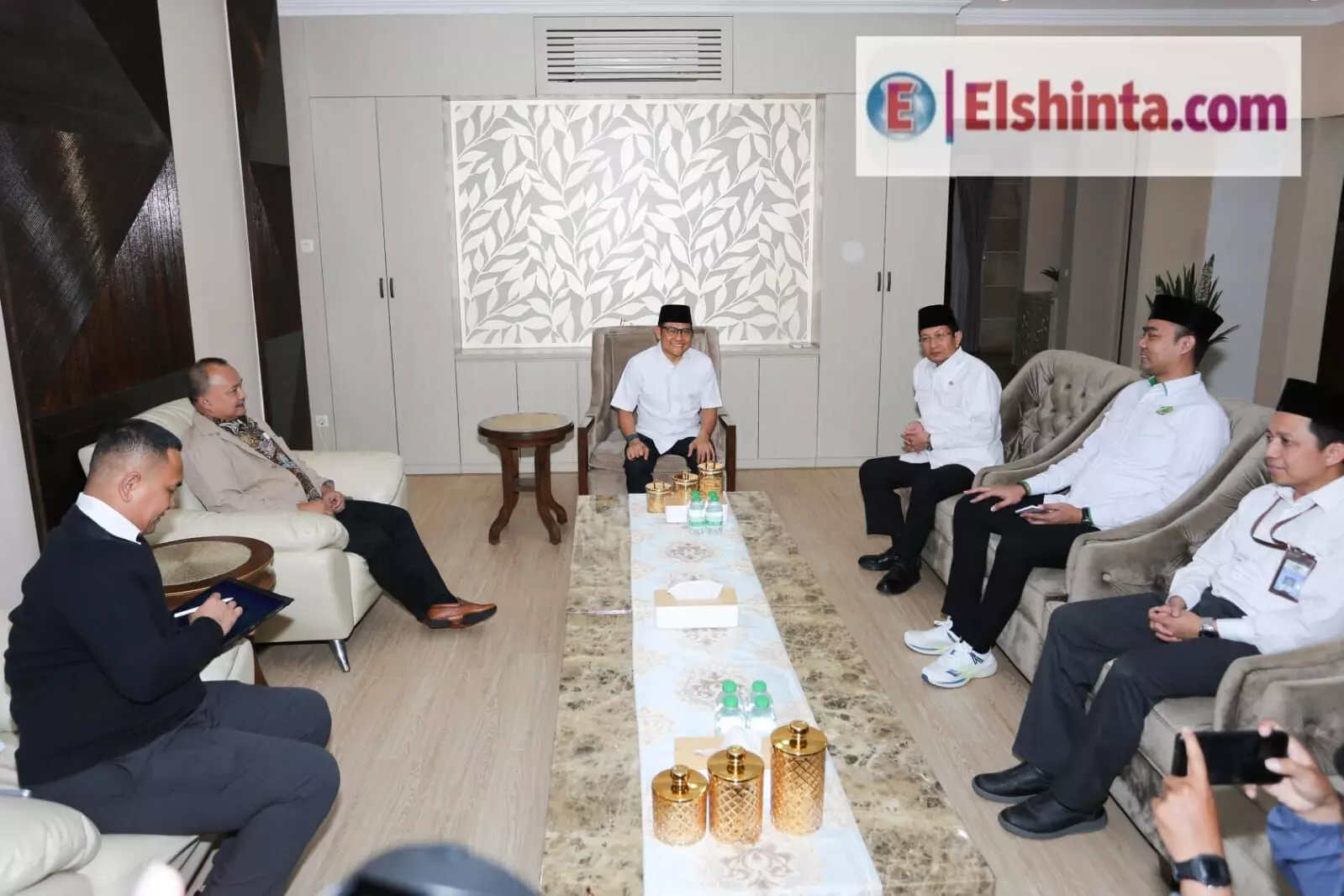 Menko PM Muhaimin tindaklanjuti perintah Prabowo bertemu Menag bahas pesantren