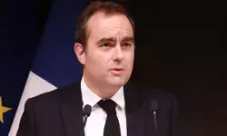 Macron minta Lecornu berunding dengan parpol usai mundur sebagai PM