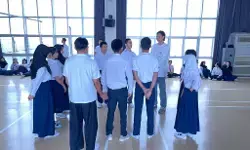 Farhan Halim kunjungi KBRI Tokyo dan Sekolah Indonesia Tokyo