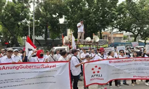 Aksi pedagang di DPRD DKI soroti Raperda Kawasan Tanpa Rokok