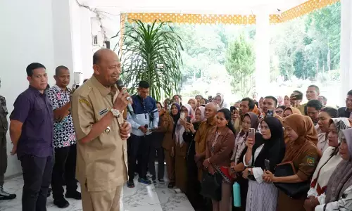 Haru biru ratusan Nakes R4, sampaikan terima kasih kepada Bupati Langkat Haru biru ratusan Nakes R4, sampaikan terima kasih kepada Bupati Langkat